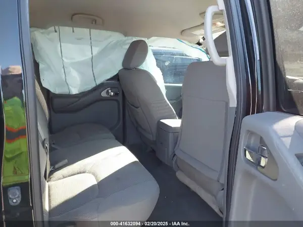 1N6AD0ER4KN773783 2019 NISSAN NAVARA (FRONTIER) - Image 8