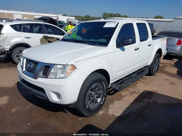 1N6AD0ER5GN733932 2016 NISSAN NAVARA (FRONTIER) - Image 2