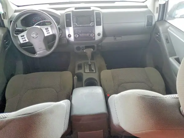 1N6AD0ER5HN762560 2017 NISSAN NAVARA (FRONTIER) - Image 8