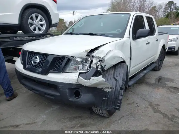 1N6AD0ER6JN752366 2018 NISSAN NAVARA (FRONTIER) - Image 2