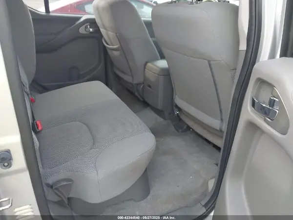 1N6AD0ER7JN745135 2018 NISSAN NAVARA (FRONTIER) - Image 8