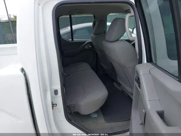 1N6AD0ER8GN745475 2016 NISSAN NAVARA (FRONTIER) - Image 8