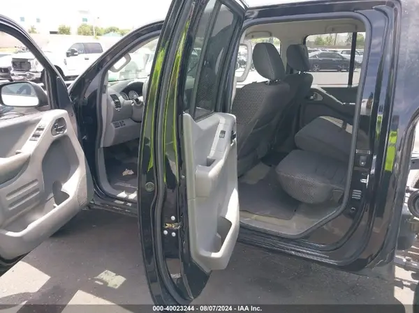 1N6AD0ER8HN710548 2017 NISSAN NAVARA (FRONTIER) - Image 8