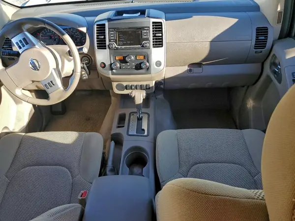 1N6AD0ER9GN708693 2016 NISSAN NAVARA (FRONTIER) - Image 8