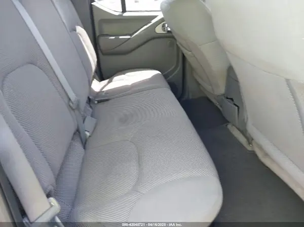 1N6AD0ER9GN731133 2016 NISSAN NAVARA (FRONTIER) - Image 8