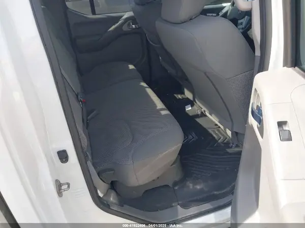 1N6AD0ER9KN776520 2019 NISSAN NAVARA (FRONTIER) - Image 8