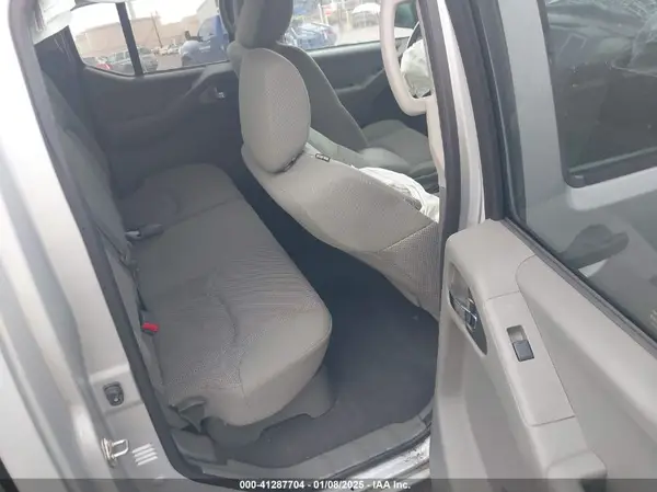 1N6AD0ER9KN873555 2019 NISSAN NAVARA (FRONTIER) - Image 8