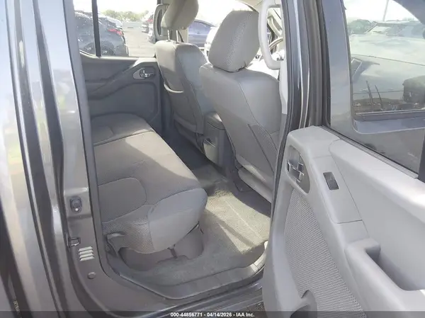 1N6AD0ERXGN714082 2016 NISSAN NAVARA (FRONTIER) - Image 8