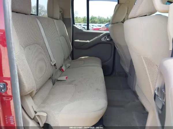 1N6AD0EV0GN700608 2016 NISSAN NAVARA (FRONTIER) - Image 8