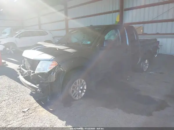 1N6AD0EV0GN714895 2016 NISSAN NAVARA (FRONTIER) - Image 2
