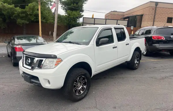 1N6AD0EV0GN724553 2016 NISSAN NAVARA (FRONTIER) - Image 2