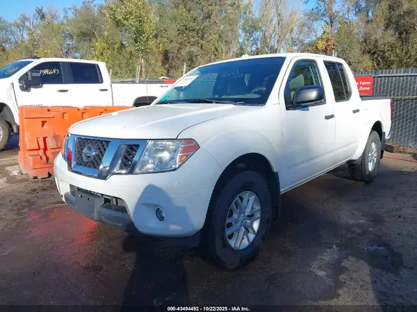 1N6AD0EV0GN750442 2016 NISSAN NAVARA (FRONTIER) - Image 2