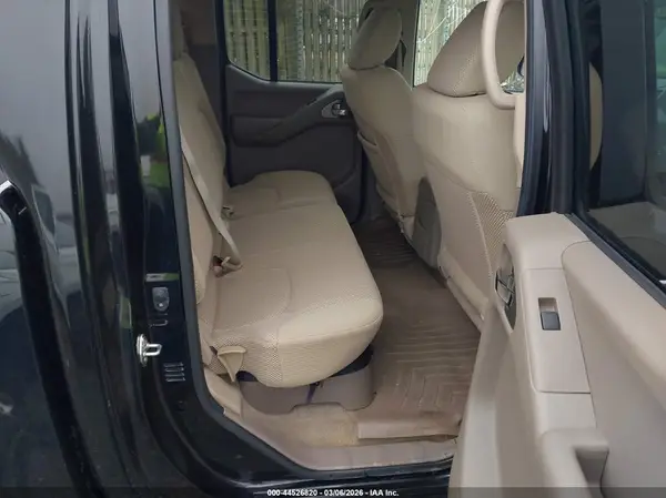 1N6AD0EV0GN765622 2016 NISSAN NAVARA (FRONTIER) - Image 8