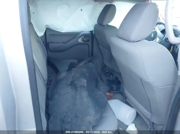 1N6AD0EV0GN767161 2016 NISSAN NAVARA (FRONTIER) - Image 8