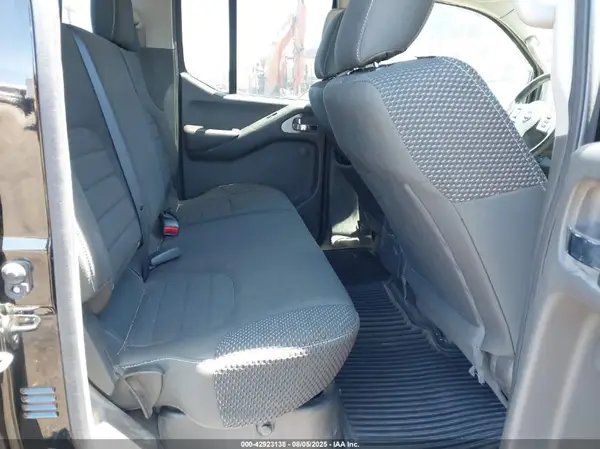 1N6AD0EV0GN769153 2016 NISSAN NAVARA (FRONTIER) - Image 8