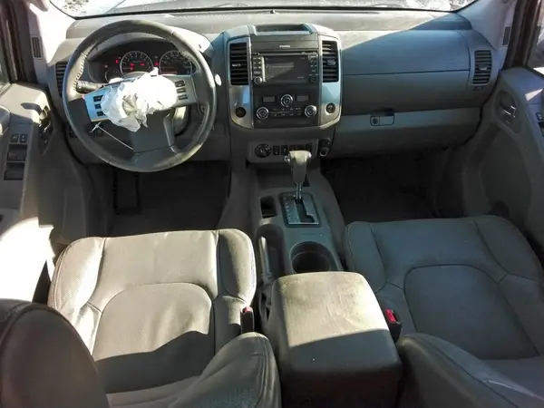 1N6AD0EV0HN702750 2017 NISSAN NAVARA (FRONTIER) - Image 8