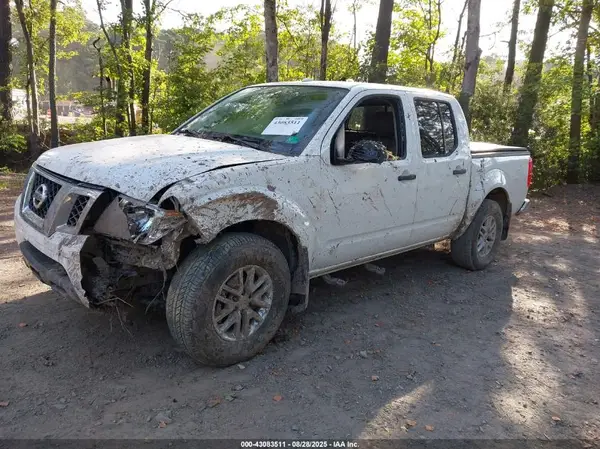 1N6AD0EV0HN738650 2017 NISSAN NAVARA (FRONTIER) - Image 2