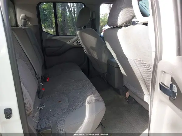 1N6AD0EV0HN738650 2017 NISSAN NAVARA (FRONTIER) - Image 8