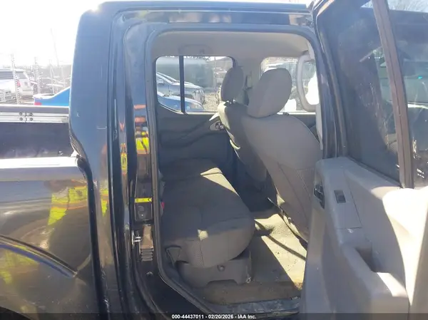 1N6AD0EV0HN755531 2017 NISSAN NAVARA (FRONTIER) - Image 8