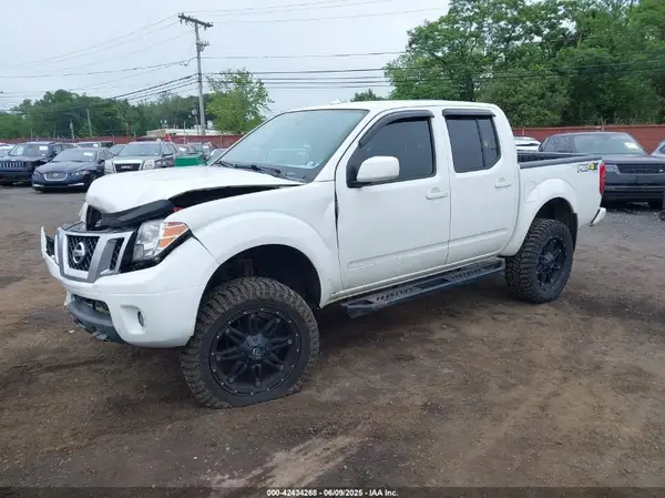 1N6AD0EV0HN768196 2017 NISSAN NAVARA (FRONTIER) - Image 2