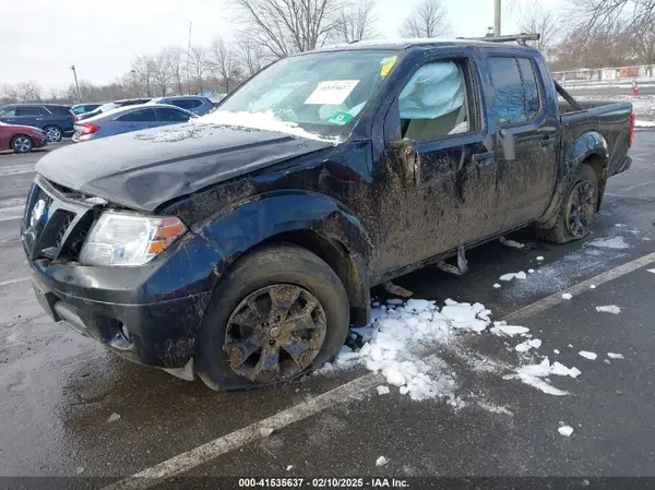 1N6AD0EV0JN739979 2018 NISSAN NAVARA (FRONTIER) - Image 2