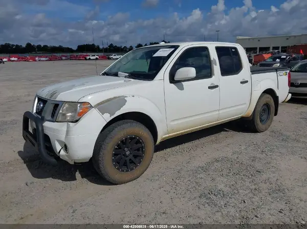 1N6AD0EV0JN744809 2018 NISSAN NAVARA (FRONTIER) - Image 2