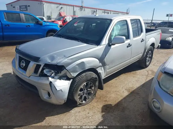 1N6AD0EV0JN761092 2018 NISSAN NAVARA (FRONTIER) - Image 2