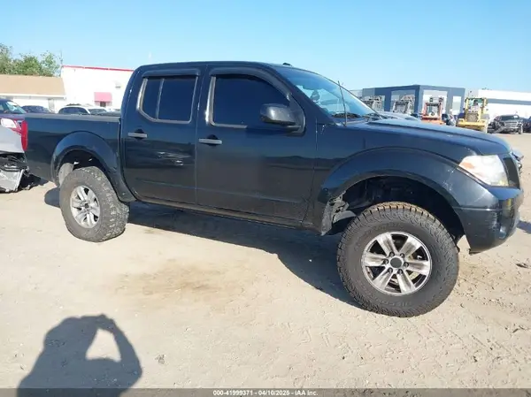 1N6AD0EV0JN761674 2018 NISSAN NAVARA (FRONTIER) - Image 1