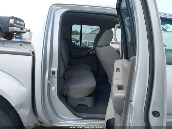 1N6AD0EV0KN717496 2019 NISSAN NAVARA (FRONTIER) - Image 8