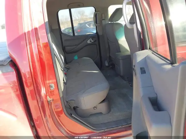 1N6AD0EV1GN702383 2016 NISSAN NAVARA (FRONTIER) - Image 8
