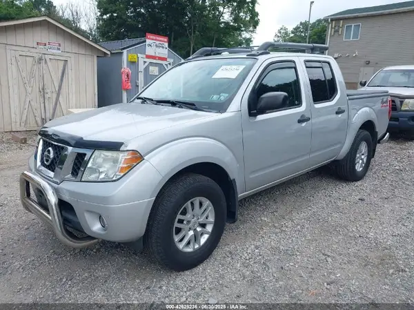 1N6AD0EV1GN744536 2016 NISSAN NAVARA (FRONTIER) - Image 2