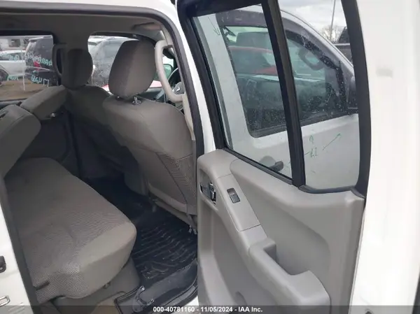 1N6AD0EV1GN756542 2016 NISSAN NAVARA (FRONTIER) - Image 8