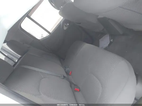 1N6AD0EV1HN743680 2017 NISSAN NAVARA (FRONTIER) - Image 8