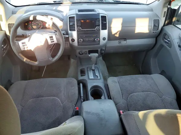1N6AD0EV1HN748412 2017 NISSAN NAVARA (FRONTIER) - Image 8
