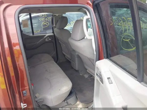 1N6AD0EV1HN758342 2017 NISSAN NAVARA (FRONTIER) - Image 8