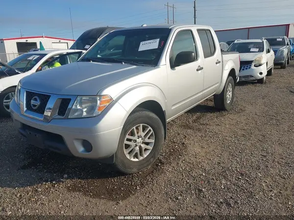 1N6AD0EV1HN759555 2017 NISSAN NAVARA (FRONTIER) - Image 2