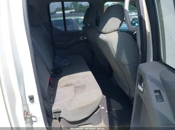 1N6AD0EV1JN717375 2018 NISSAN NAVARA (FRONTIER) - Image 8