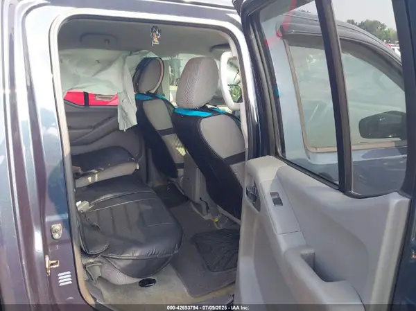1N6AD0EV2GN704174 2016 NISSAN NAVARA (FRONTIER) - Image 8