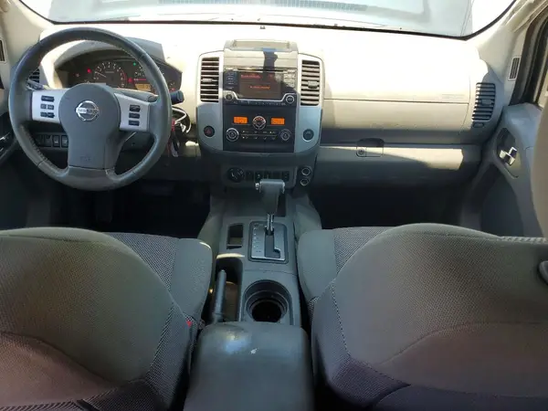 1N6AD0EV2GN749499 2016 NISSAN NAVARA (FRONTIER) - Image 8