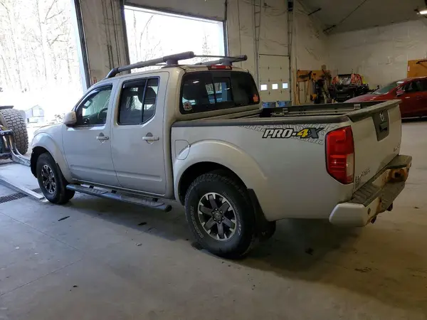 1N6AD0EV2GN767114 2016 NISSAN NAVARA (FRONTIER) - Image 2