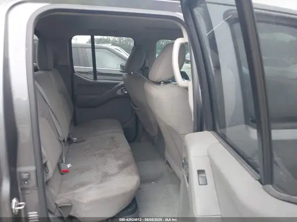 1N6AD0EV2GN770773 2016 NISSAN NAVARA (FRONTIER) - Image 8