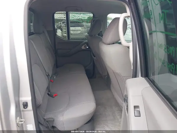 1N6AD0EV2GN789131 2016 NISSAN NAVARA (FRONTIER) - Image 8