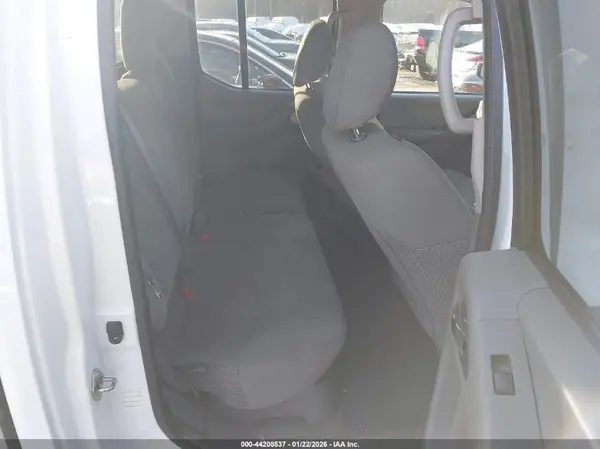 1N6AD0EV2HN708680 2017 NISSAN NAVARA (FRONTIER) - Image 8