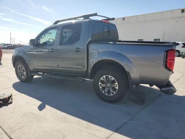 1N6AD0EV2HN720568 2017 NISSAN NAVARA (FRONTIER) - Image 2