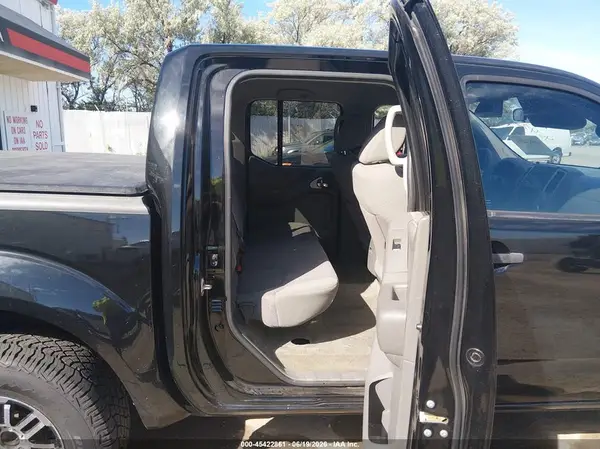 1N6AD0EV2HN756020 2017 NISSAN NAVARA (FRONTIER) - Image 8