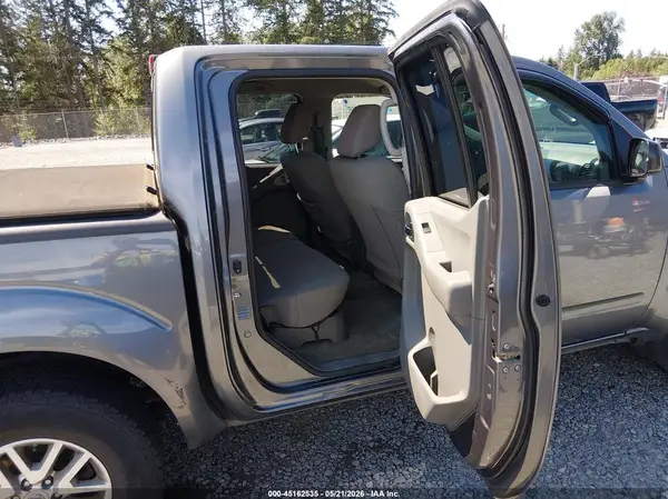 1N6AD0EV2HN770645 2017 NISSAN NAVARA (FRONTIER) - Image 8