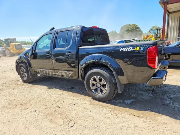 1N6AD0EV2HN774582 2017 NISSAN NAVARA (FRONTIER) - Image 2