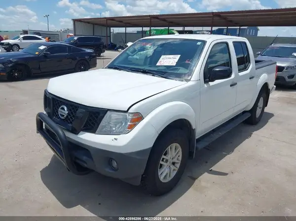 1N6AD0EV2JN737053 2018 NISSAN NAVARA (FRONTIER) - Image 2
