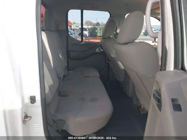 1N6AD0EV2KN726961 2019 NISSAN NAVARA (FRONTIER) - Image 8