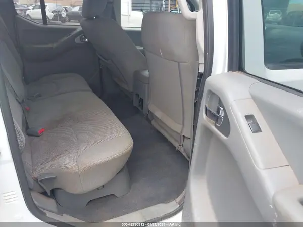 1N6AD0EV2KN749284 2019 NISSAN NAVARA (FRONTIER) - Image 8